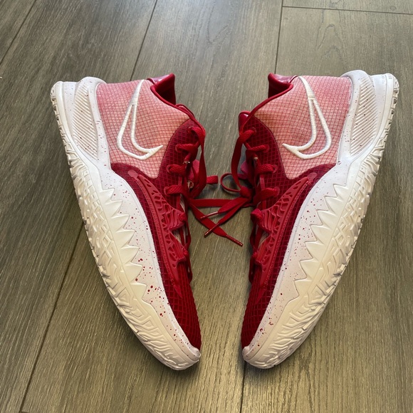 NEW Nike Kyrie Low 4 TB Promo Basketball Shoes Red DM5041-600 Mens Sz 13 Rare